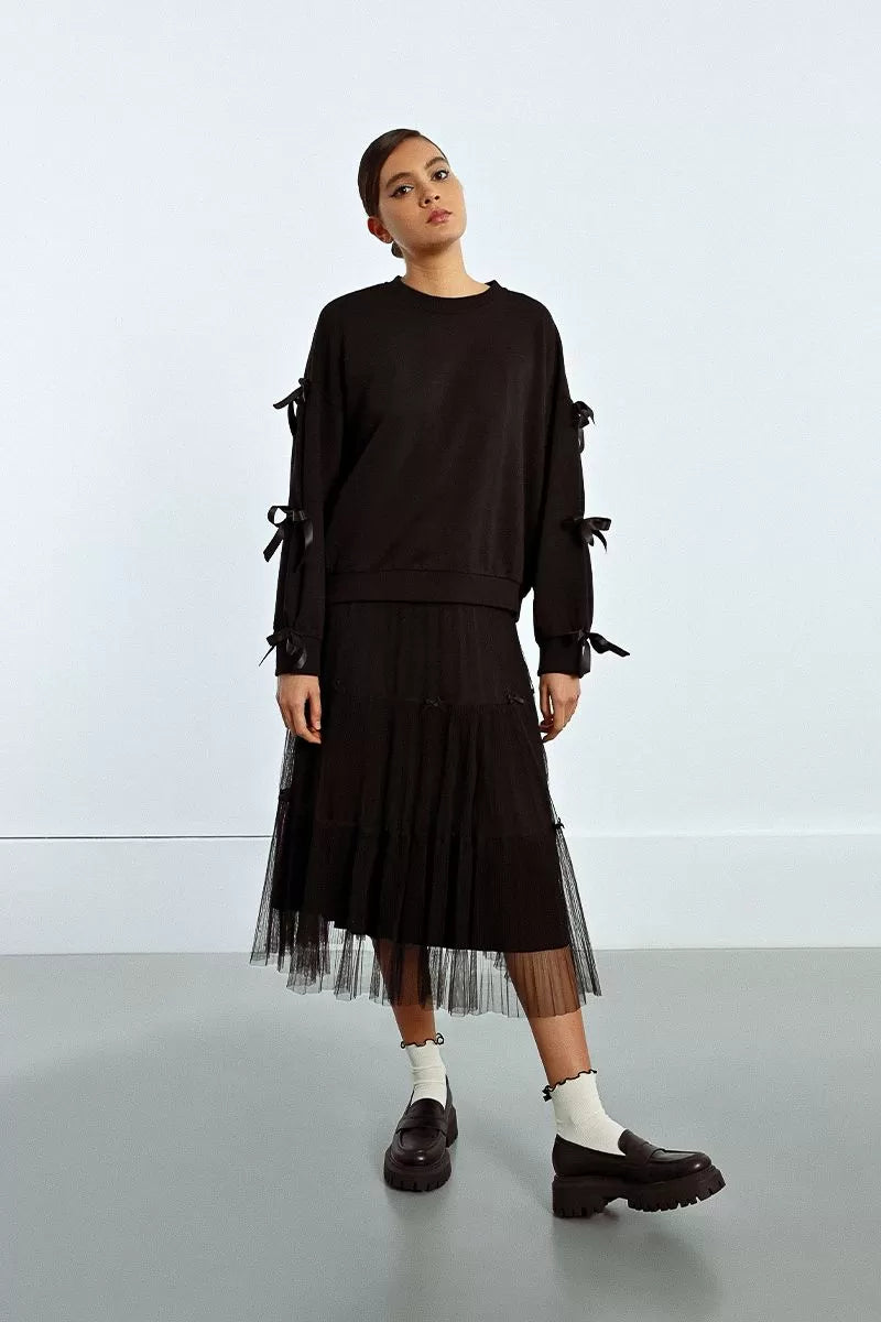 Lili Sidonio Black Sweatshirt With Fancy Bows