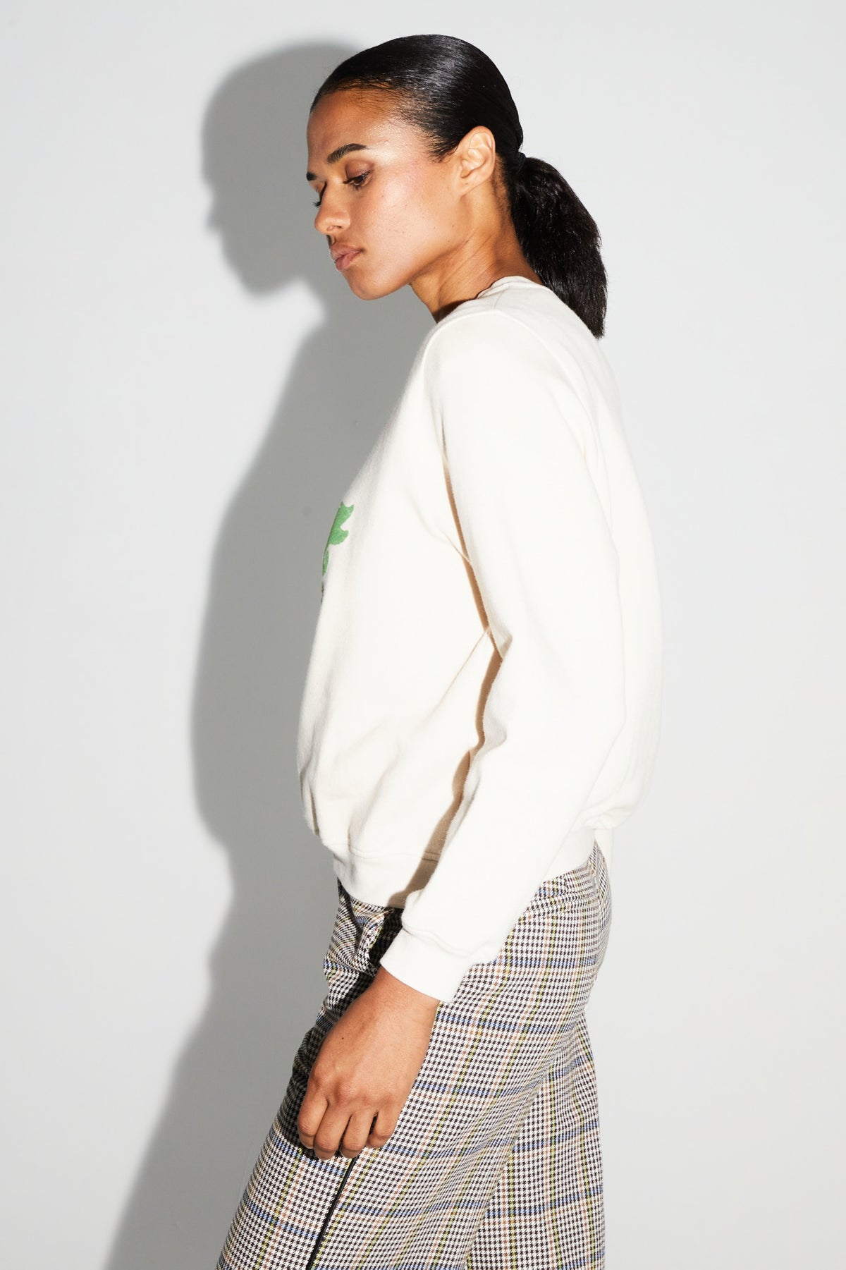 IMPREVU Off White/Bright Green Decorative Sweatshirt