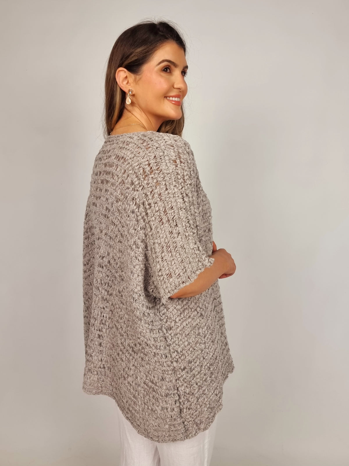 Naya Vee Neck Square Knit