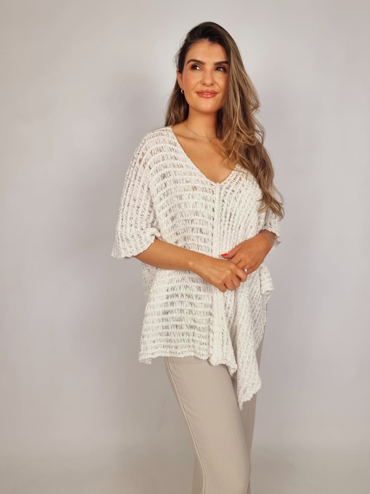 Naya White V-Neck Square Knit