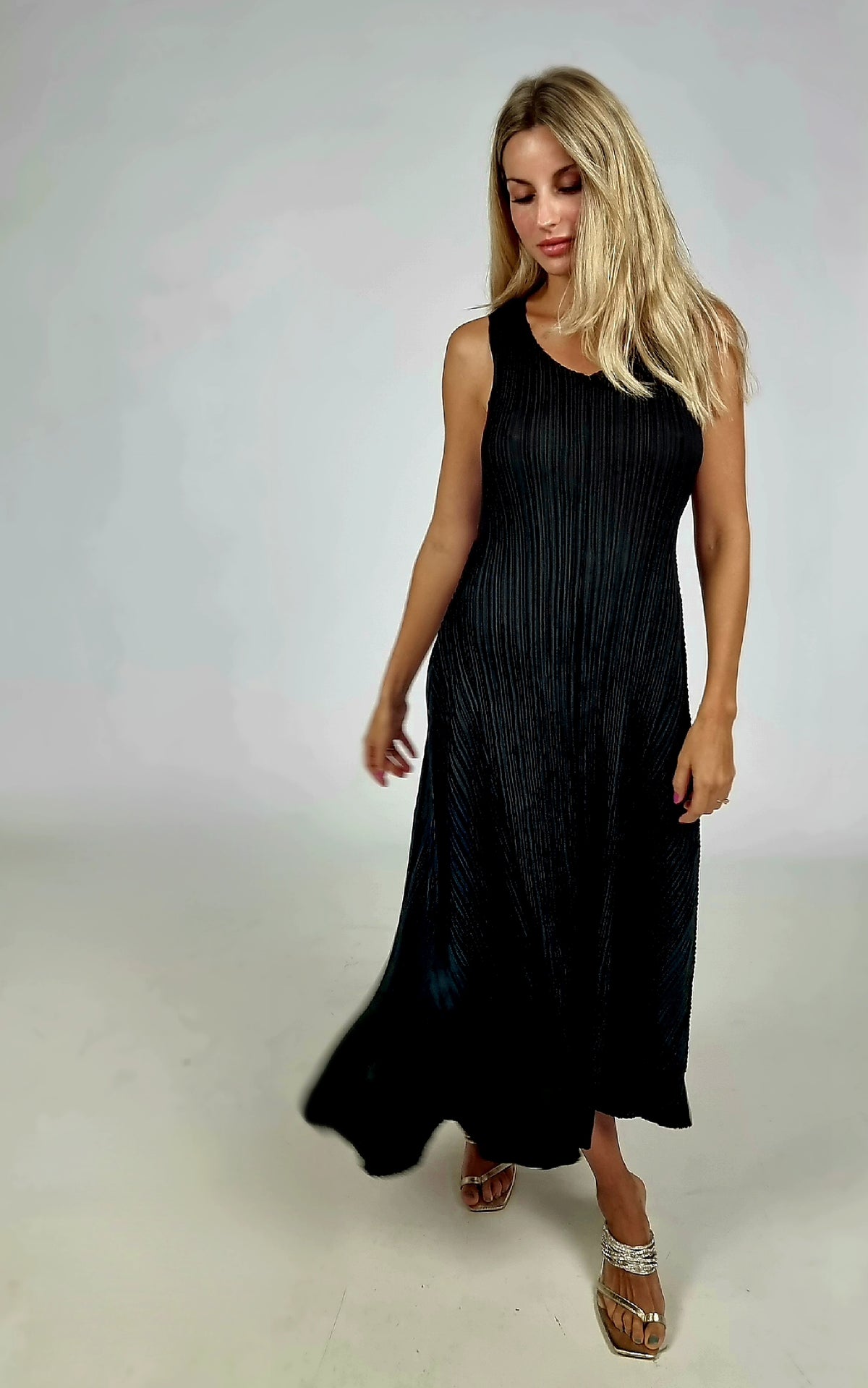 Alquema Free Back Long Estrella Dress And Jacqui Coat