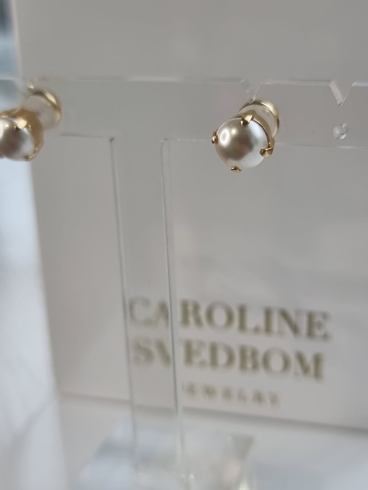 Caroline Svedbom Classic Stud Earrings - Gold Pearl