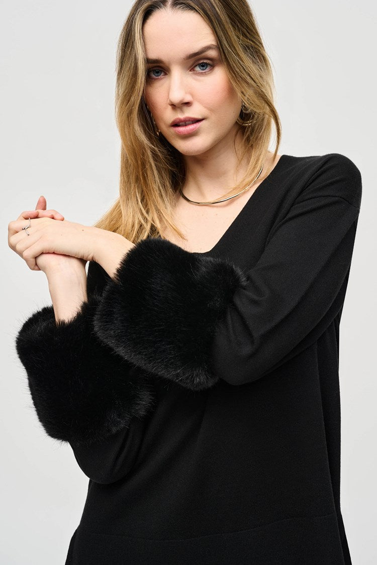 Black sweater with fur cuffs best sale