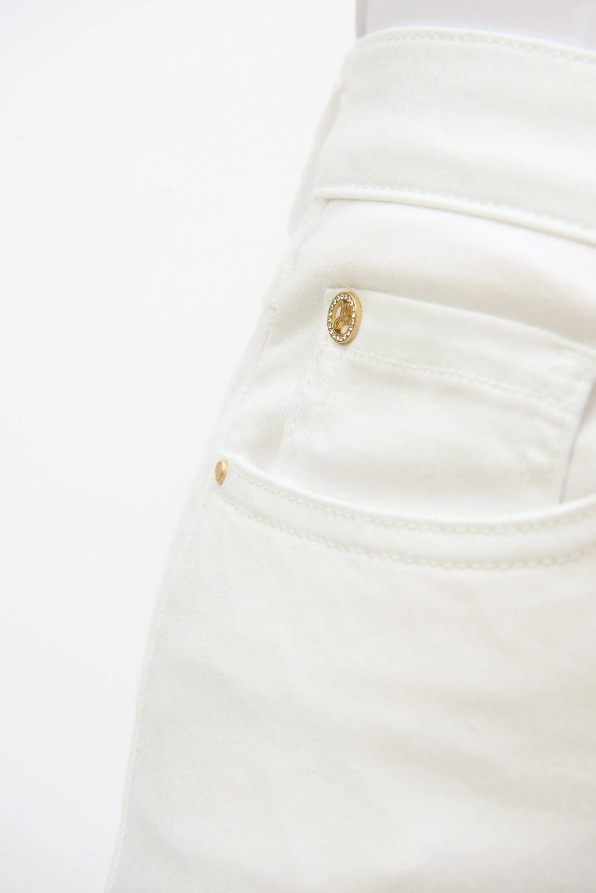 Joseph Ribkoff White Brooke | Classic Bootcut Stretch Jeans