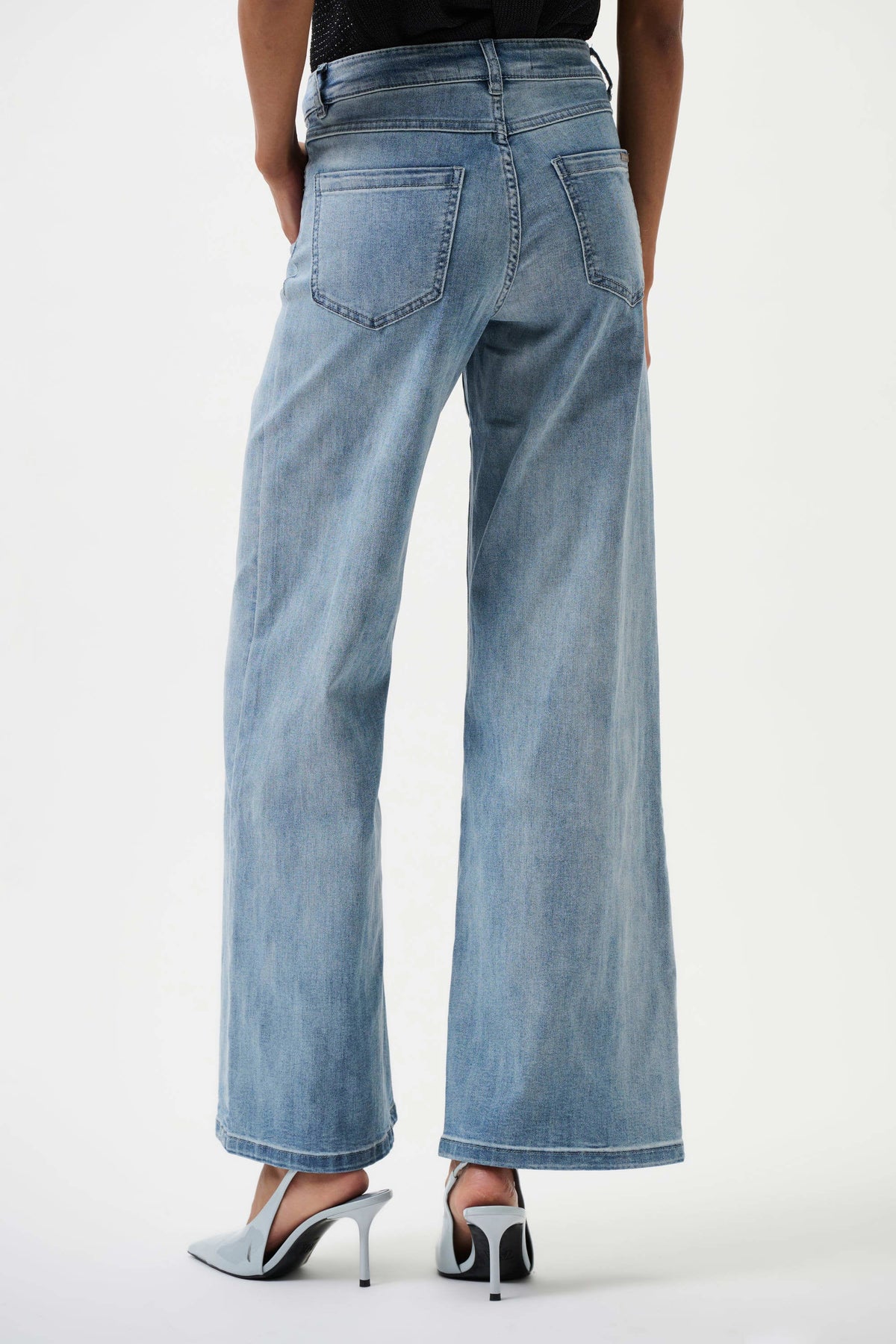 Joseph Ribkoff Light Blue Goldie | Classic Wide-Leg Stretch Jeans