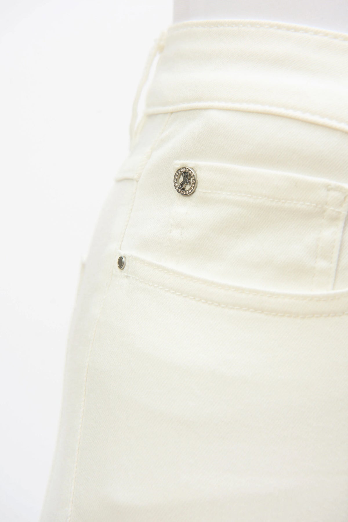 Joseph Ribkoff White Goldie | Classic Wide-Leg Stretch Jeans