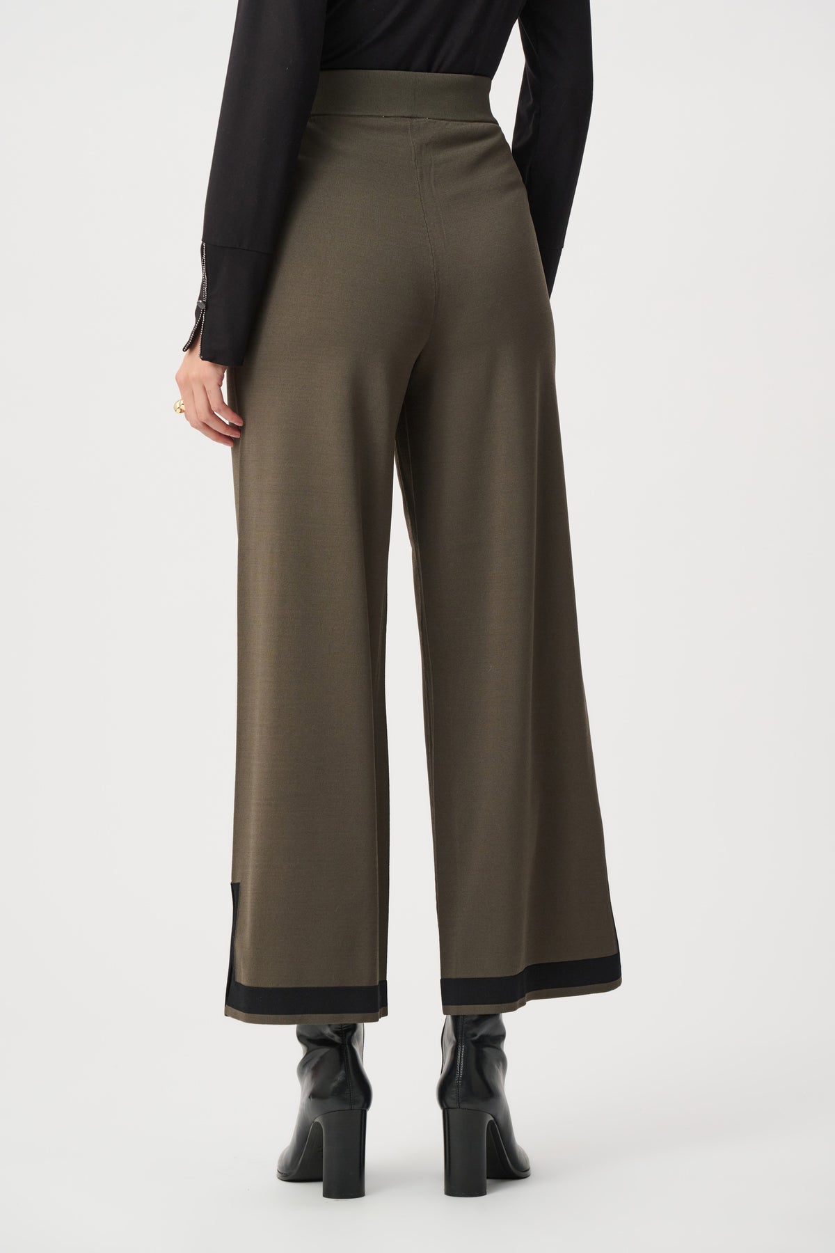 Joseph Ribkoff PAvocado/Black Sweater Knit Colour Block Culotte Pants