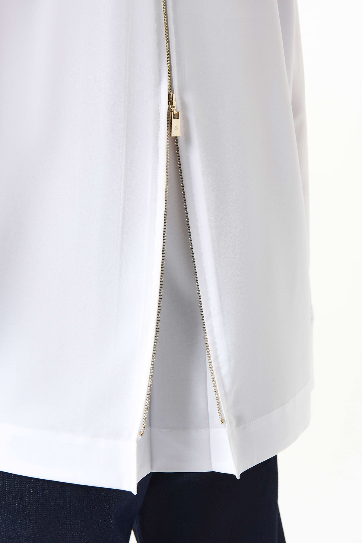 Joseph Ribkoff Optic White Stretch Poplin Button-Front Boxy Blouse