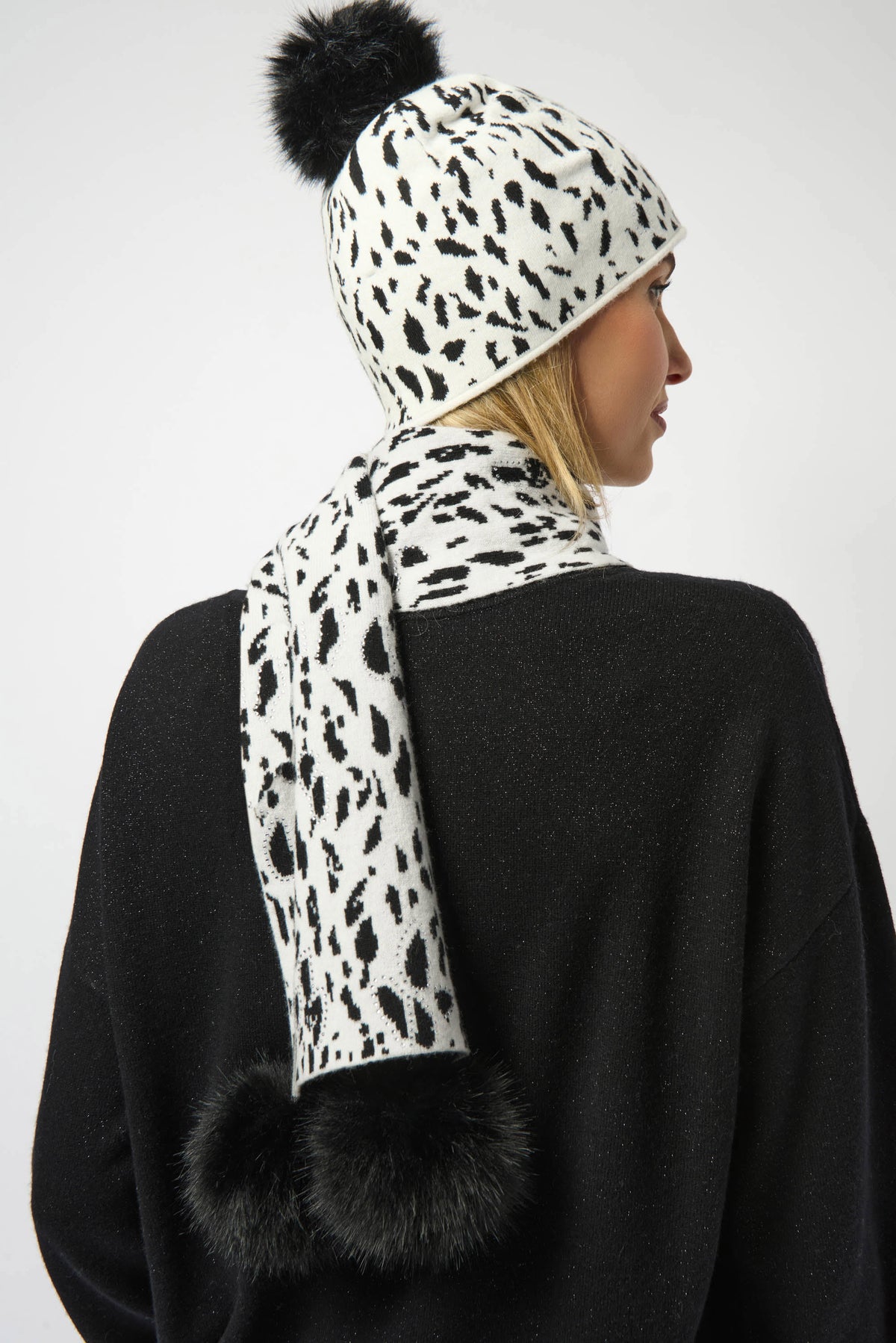 Joseph Ribkoff Knitted Animal Print Pompom Scarf