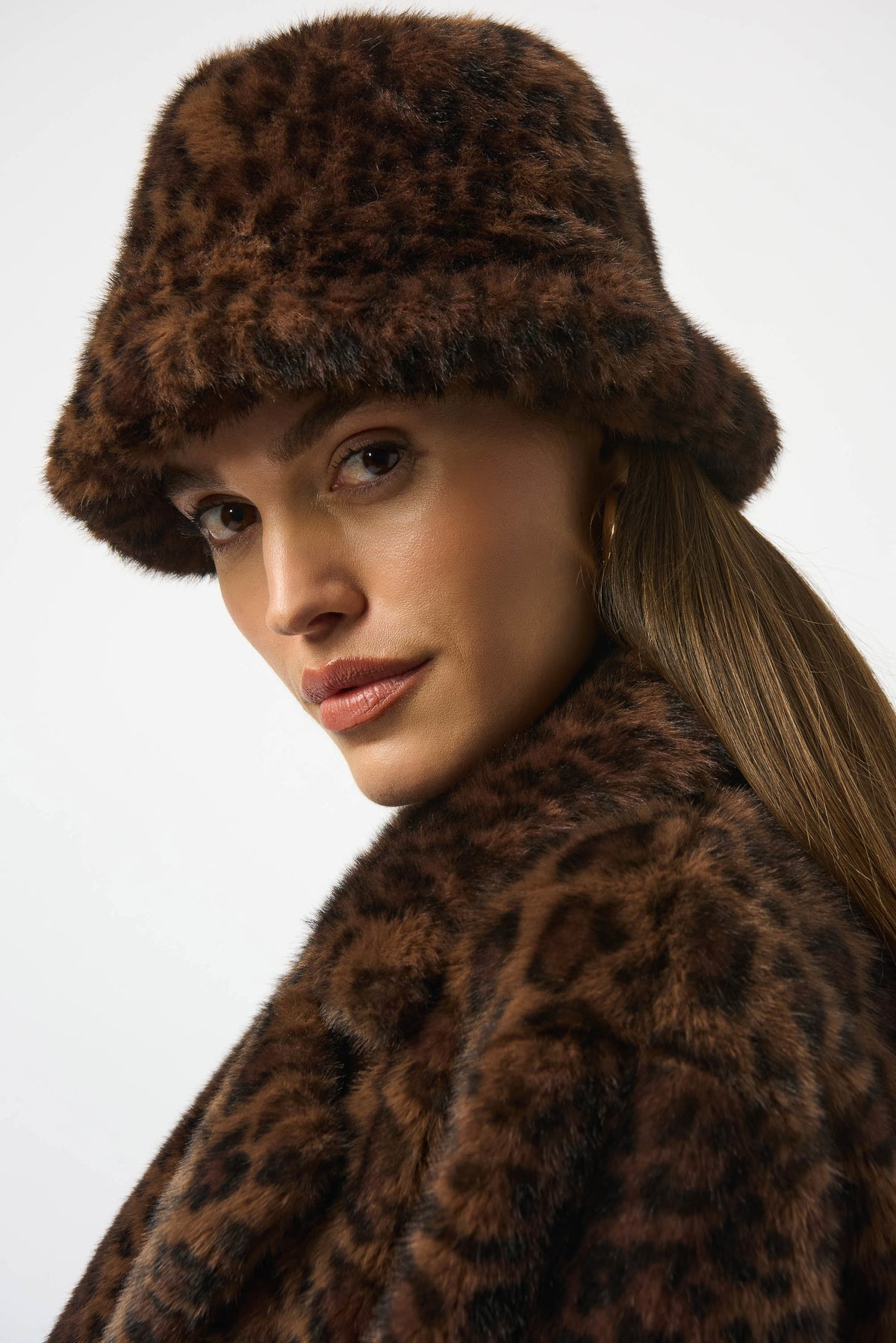 Joseph Ribkoff Faux Fur Leopard Print Bucket Hat