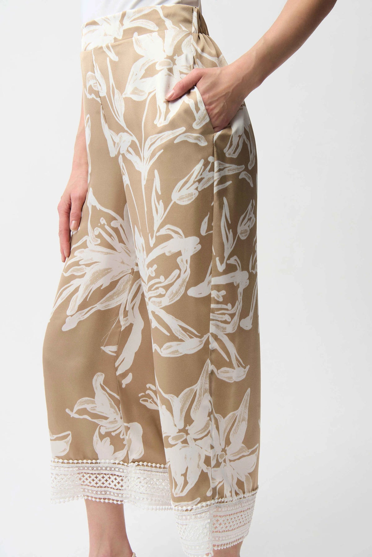 Joseph Ribkoff Recycled Satin Floral Print Pull-On Culotte Pants