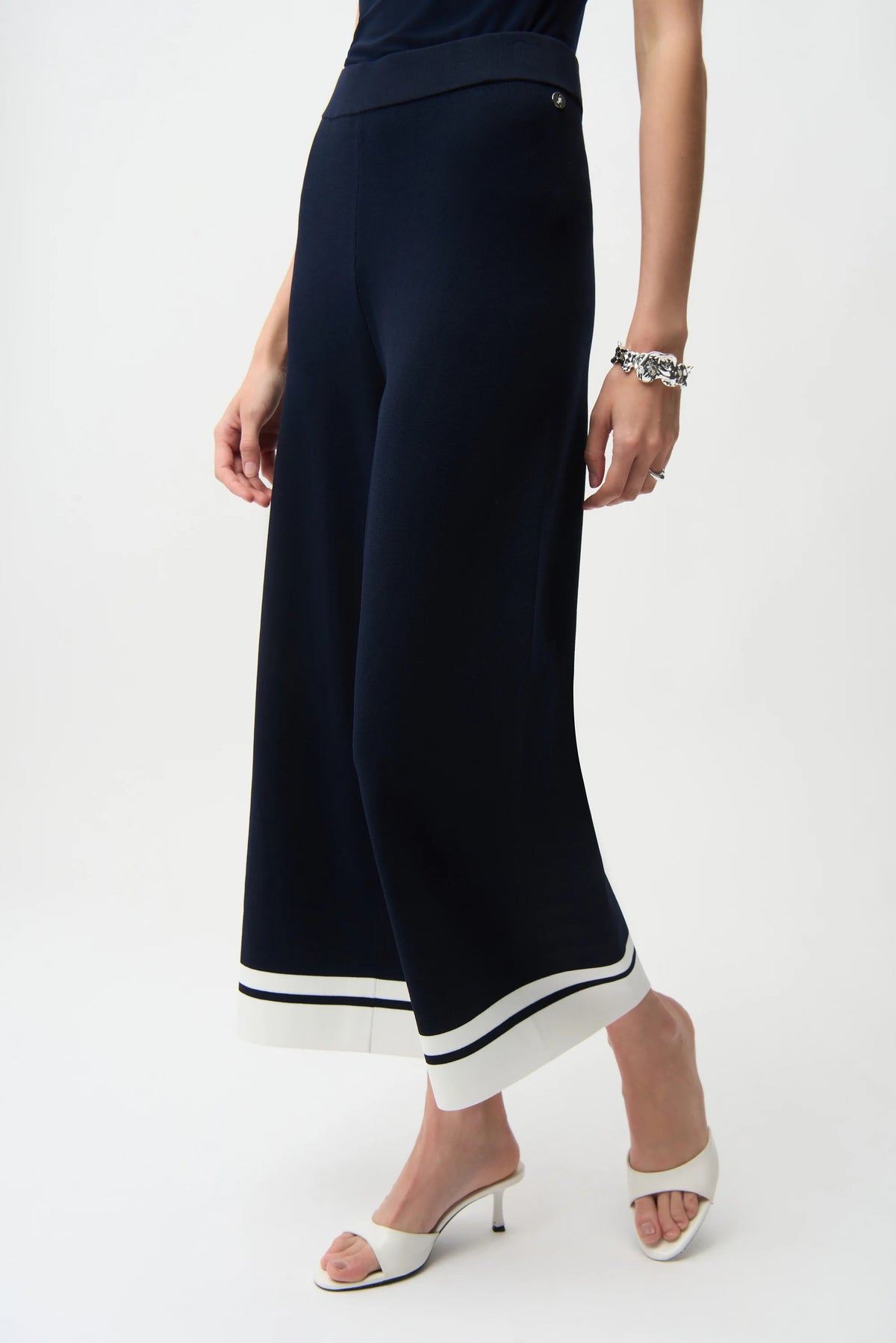 Joseph Ribkoff Midnight Blue/Vanilla Viscose Blend Culotte pants With Stripe Detail