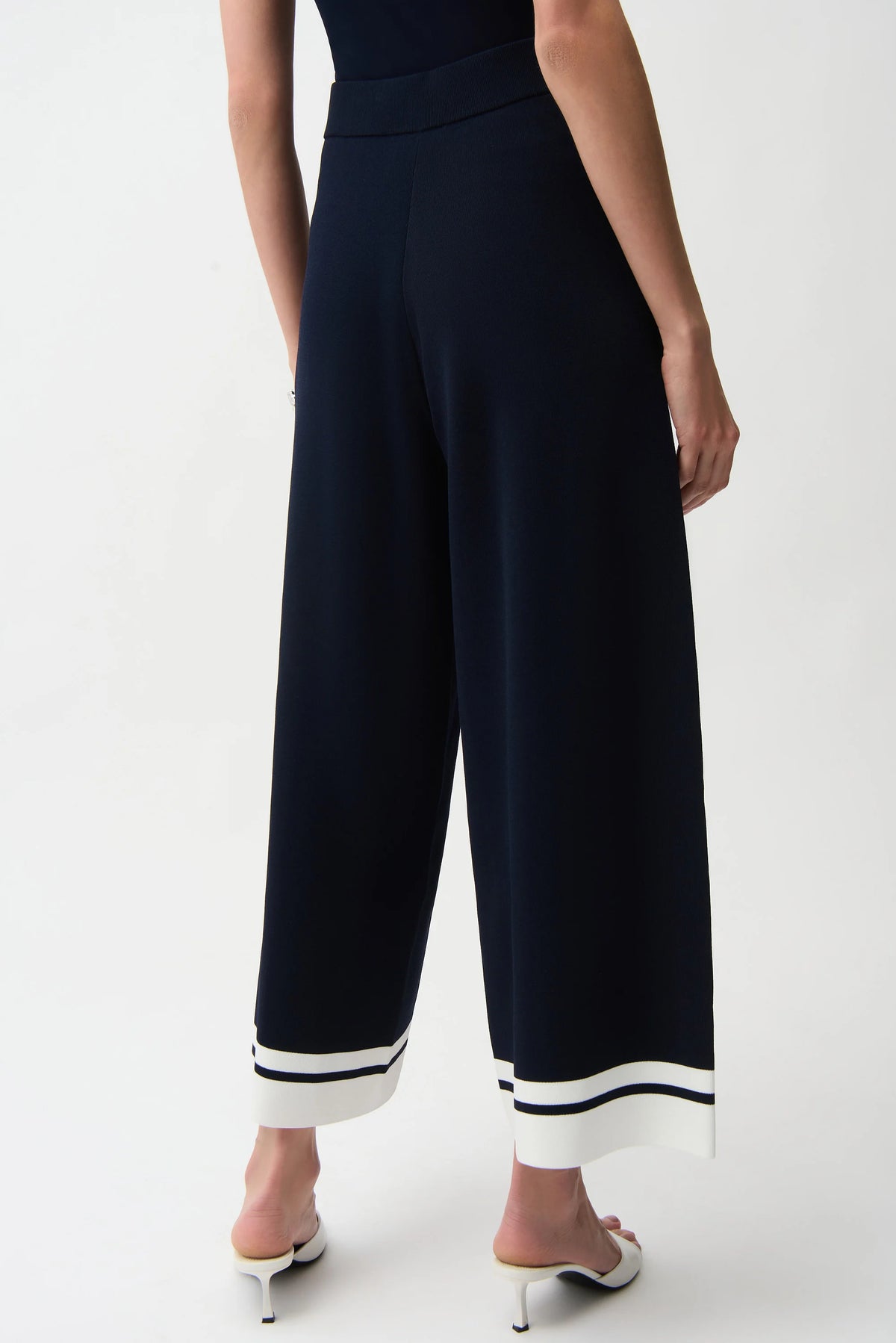Joseph Ribkoff Midnight Blue/Vanilla Viscose Blend Culotte pants With Stripe Detail