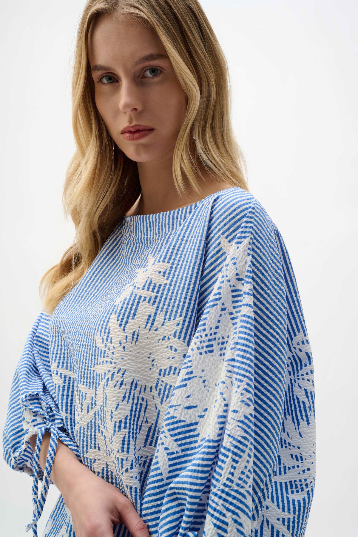 Joseph Ribkoff Vanilla/Blue Woven Seersucker Floral Print Trapeze Top
