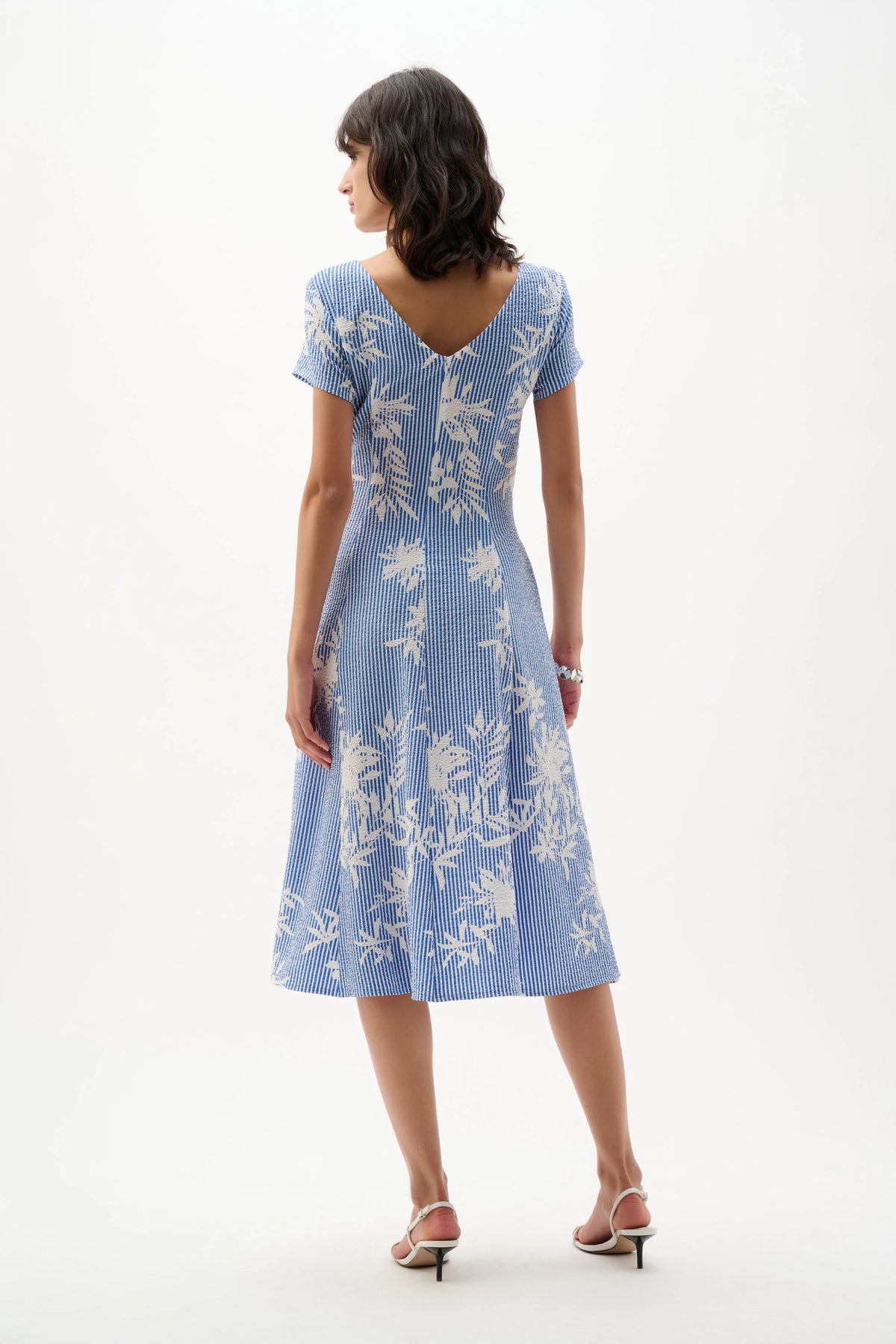 Joseph Ribkoff Vanilla/Blue Woven Seersucker Floral Print Fit And Flare Dress