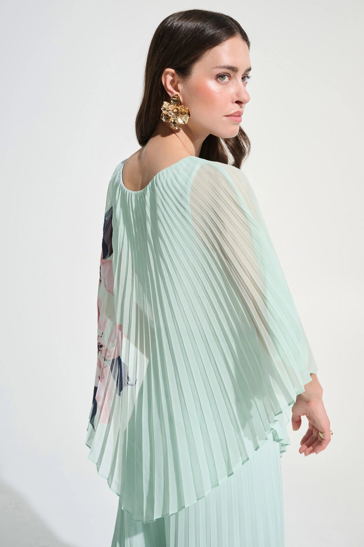 Joseph Ribkoff Green/Multi Signature | Chiffon Floral Print Pleated Poncho Top