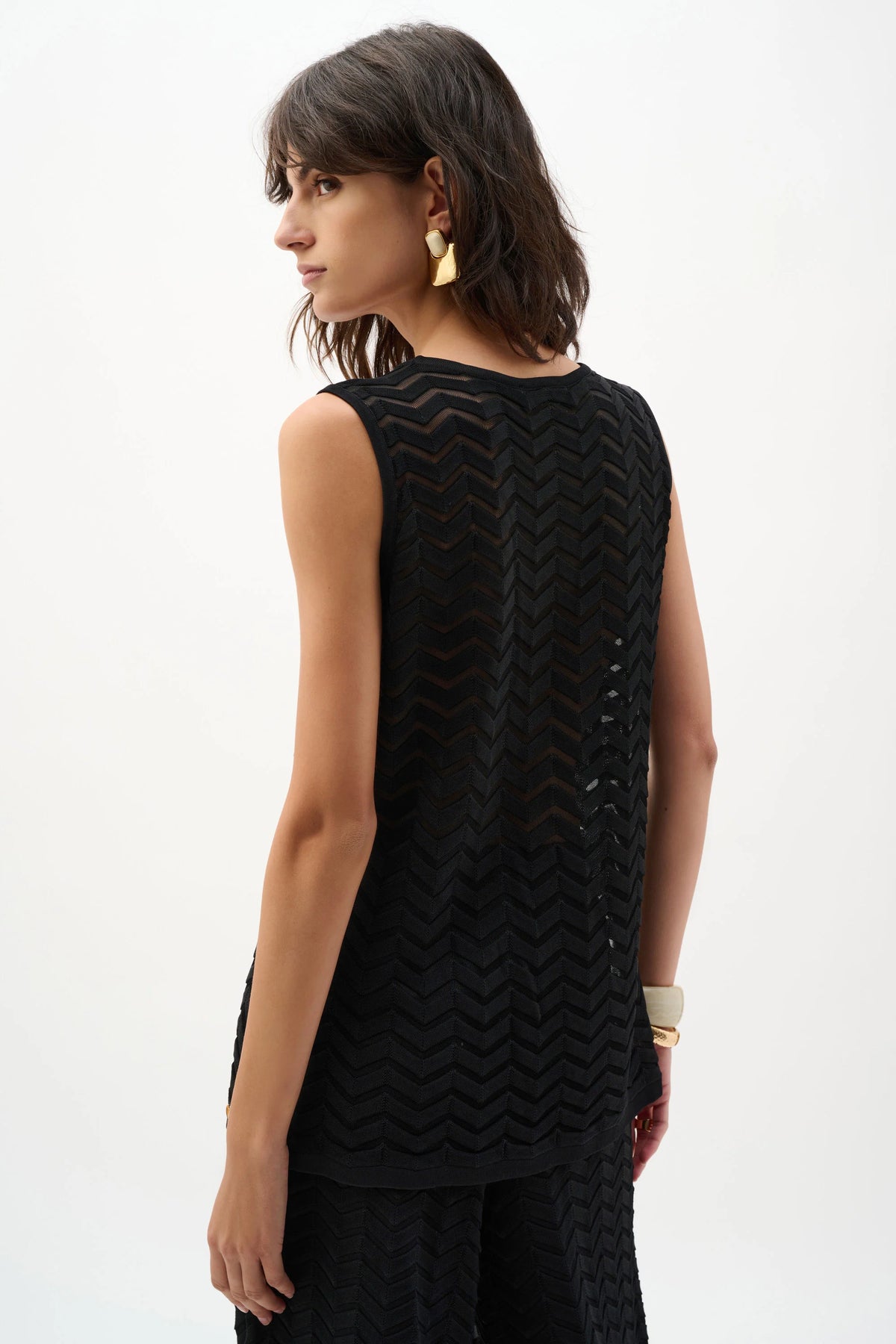 Joseph Ribkoff Black Viscose Jacquard Knit Chevron Stitch Relaxed Tunic Top