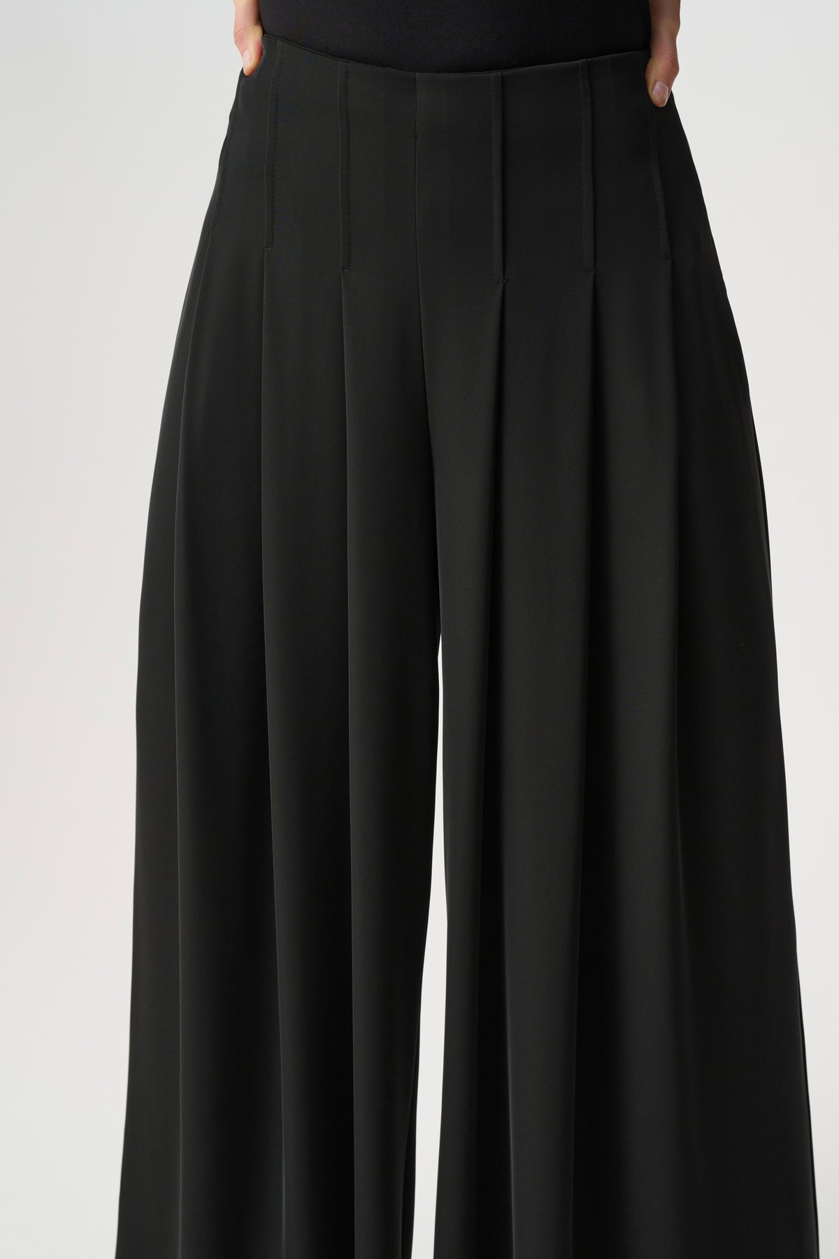 Joseph Ribkoff Black Woven Twill Wide-Leg Pants