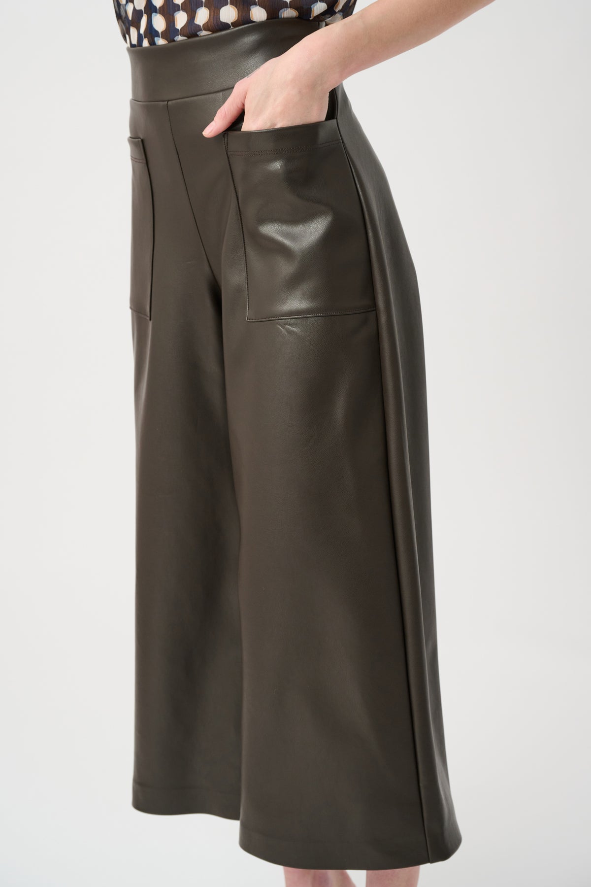 Joseph Ribkoff Mocha Leatherette Pull-On Culotte Pants