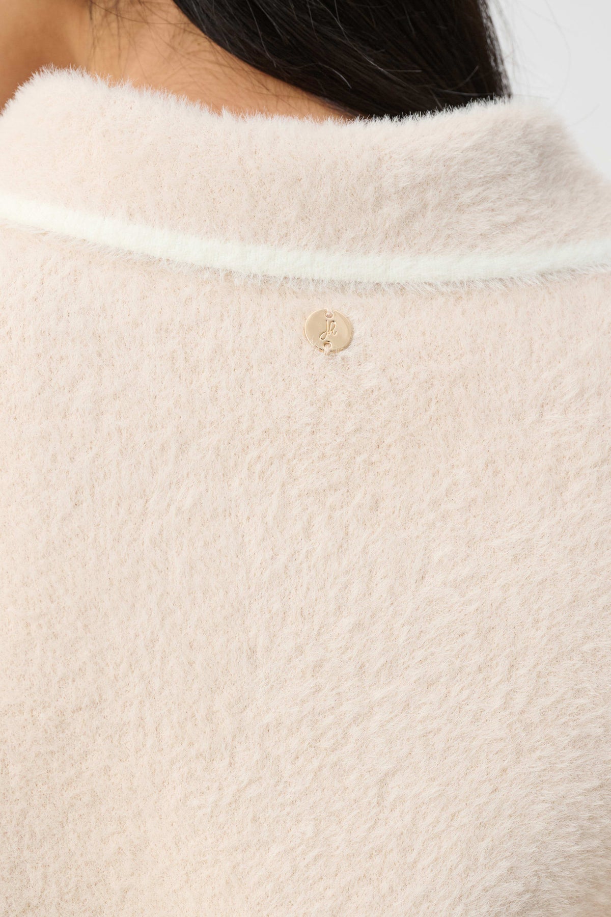 Joseph Ribkoff Oatmeal/Winter White Feather Yarn Knit Boxy Jacket