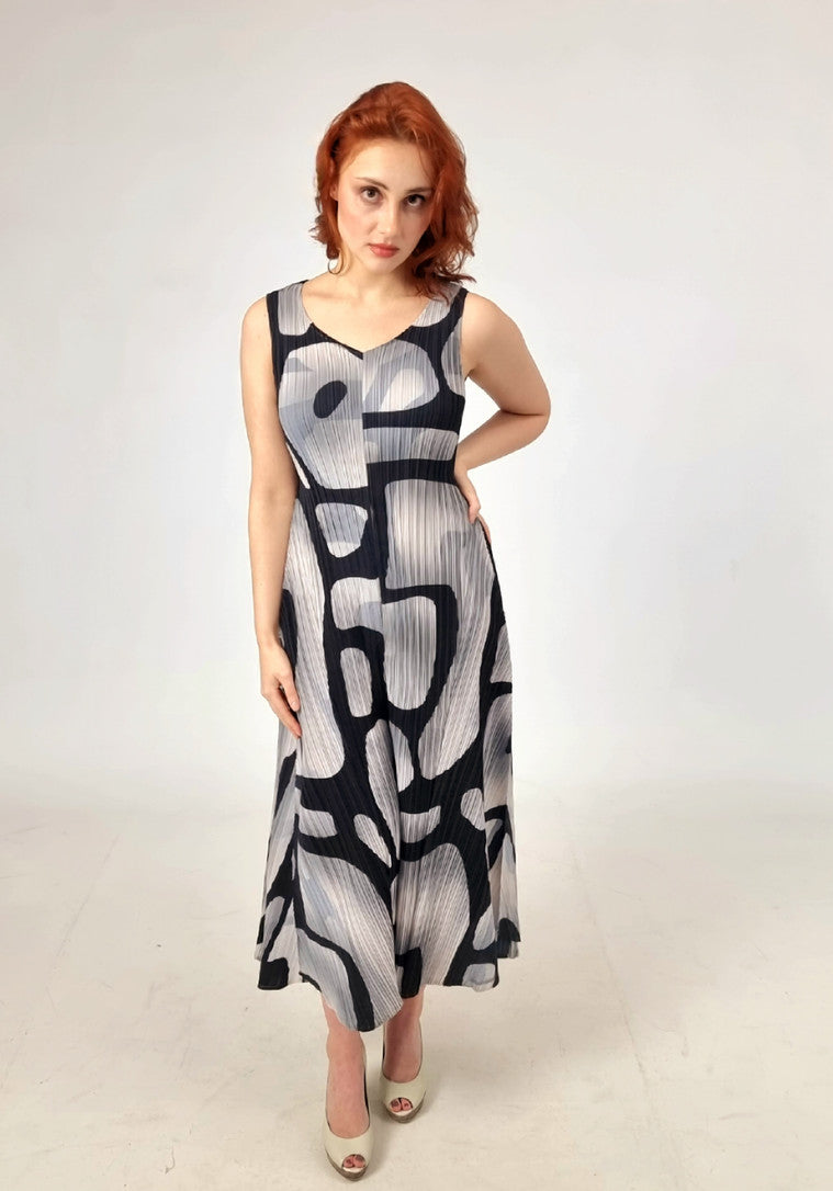 Alquema Long Estrella Dress And Collare Coat - Silver Tuscan