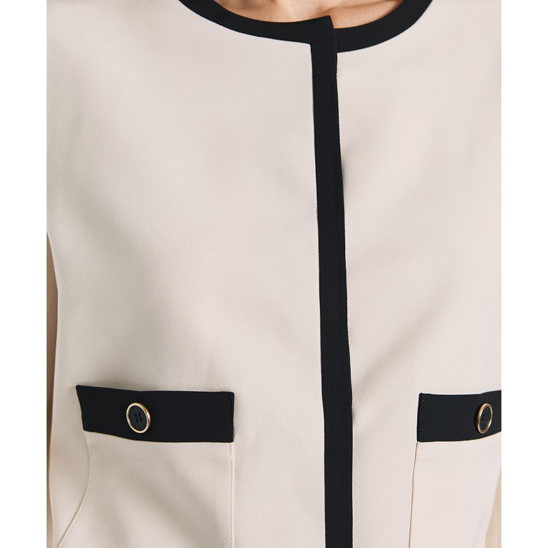 Access Fashion Cropped Blazer With Two-toned Details