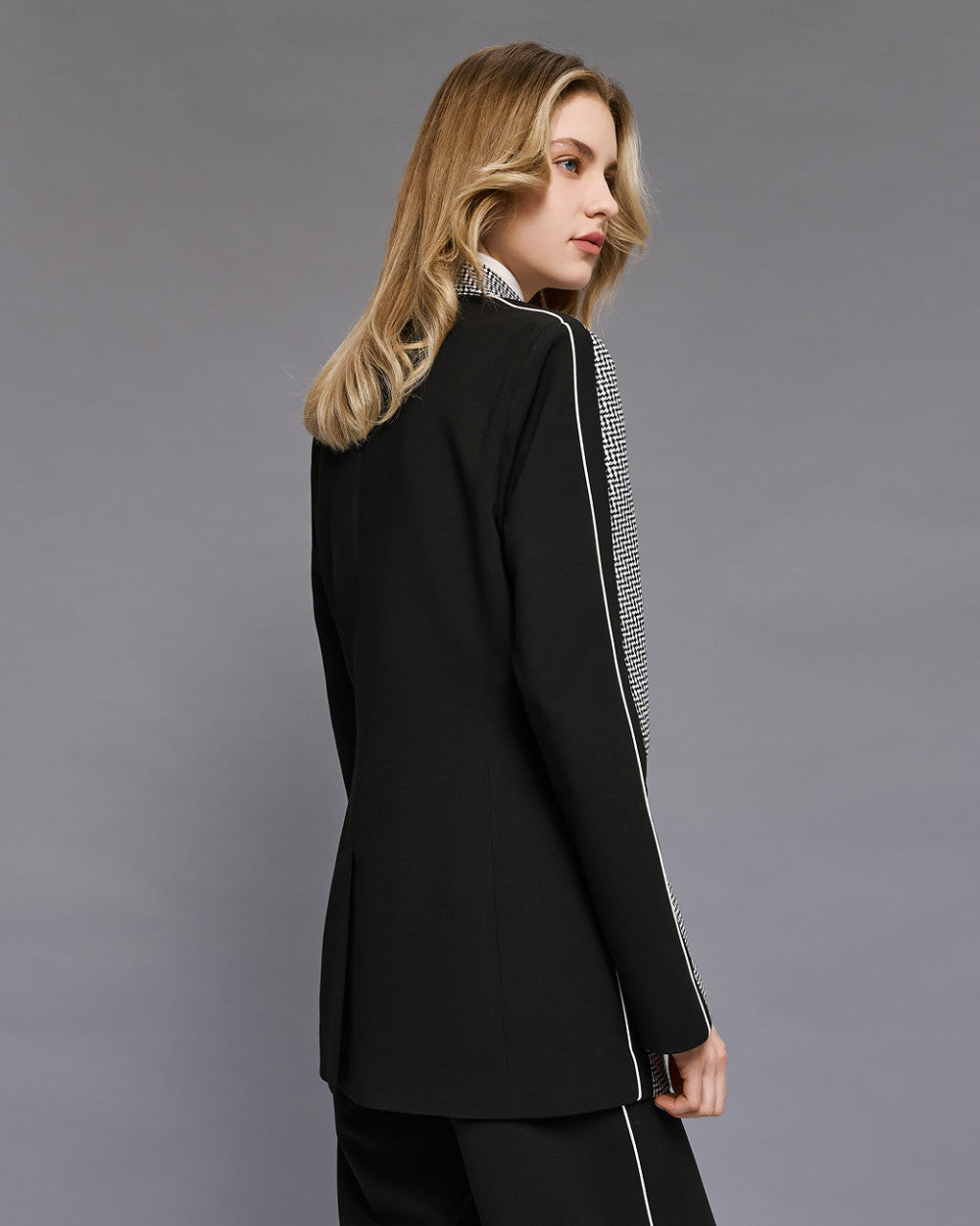 Access Fashion Black and Houndstooth Front Piping Blazer