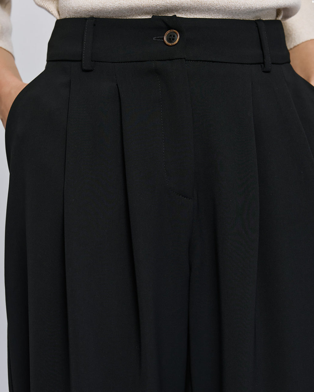 Access Fashion Black High-Waist Pants With Pleats