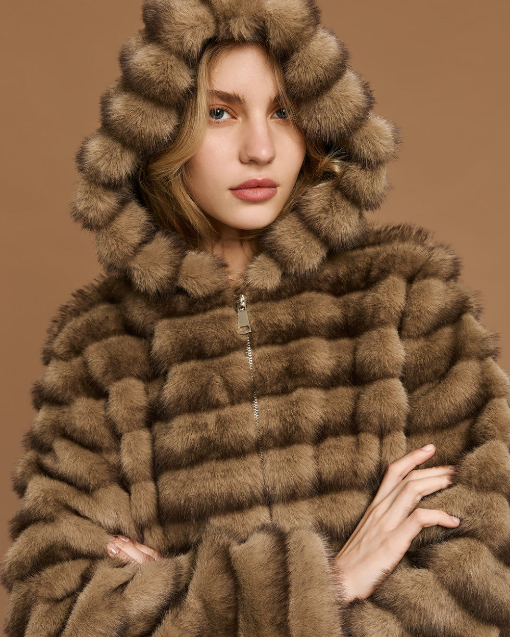 Access Fashion Crpped Faux Fur Coat