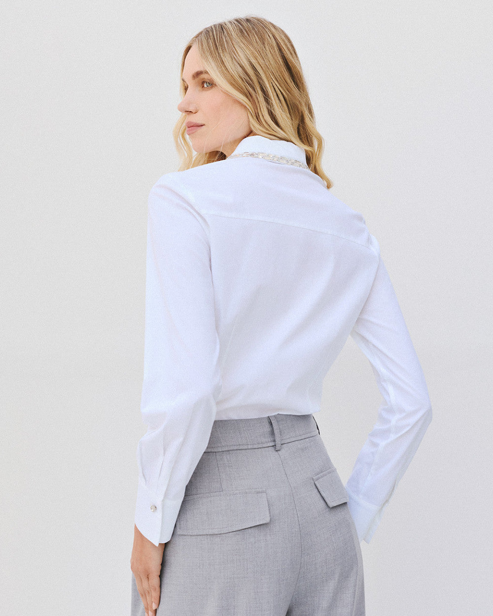 Access Fashion White Shirt With Rhinestone Collar