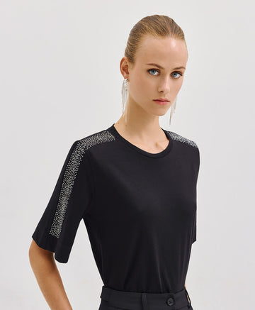 Access Fashion Black T-shirt With Rhinestones On The Shoulders