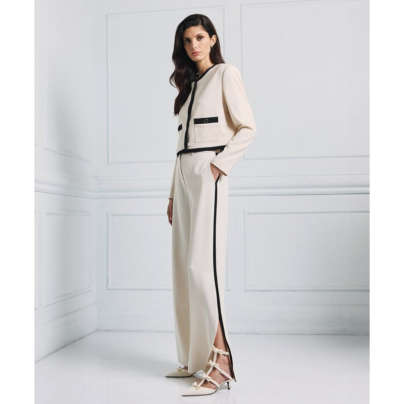 Access Fashion Cropped blazer with two-toned details