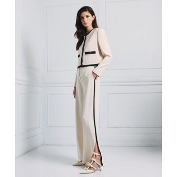 Access Fashion Cropped blazer with two-toned details