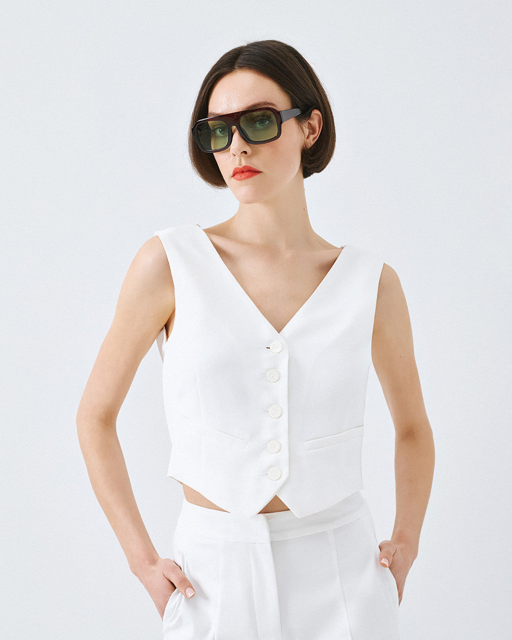 Access Fashion Off White Waistocat