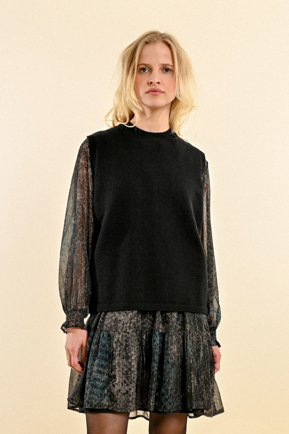 Molly Bracken Black Knitted Sleeveless Sweater