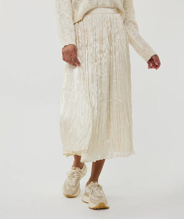 Esqualo Champagne Crinkly Skirt