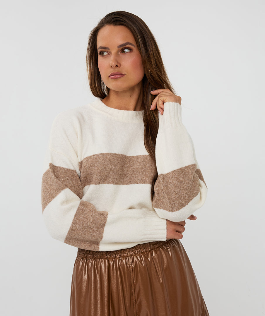 Esqualo Off-White And Tan Colorblock Sweater