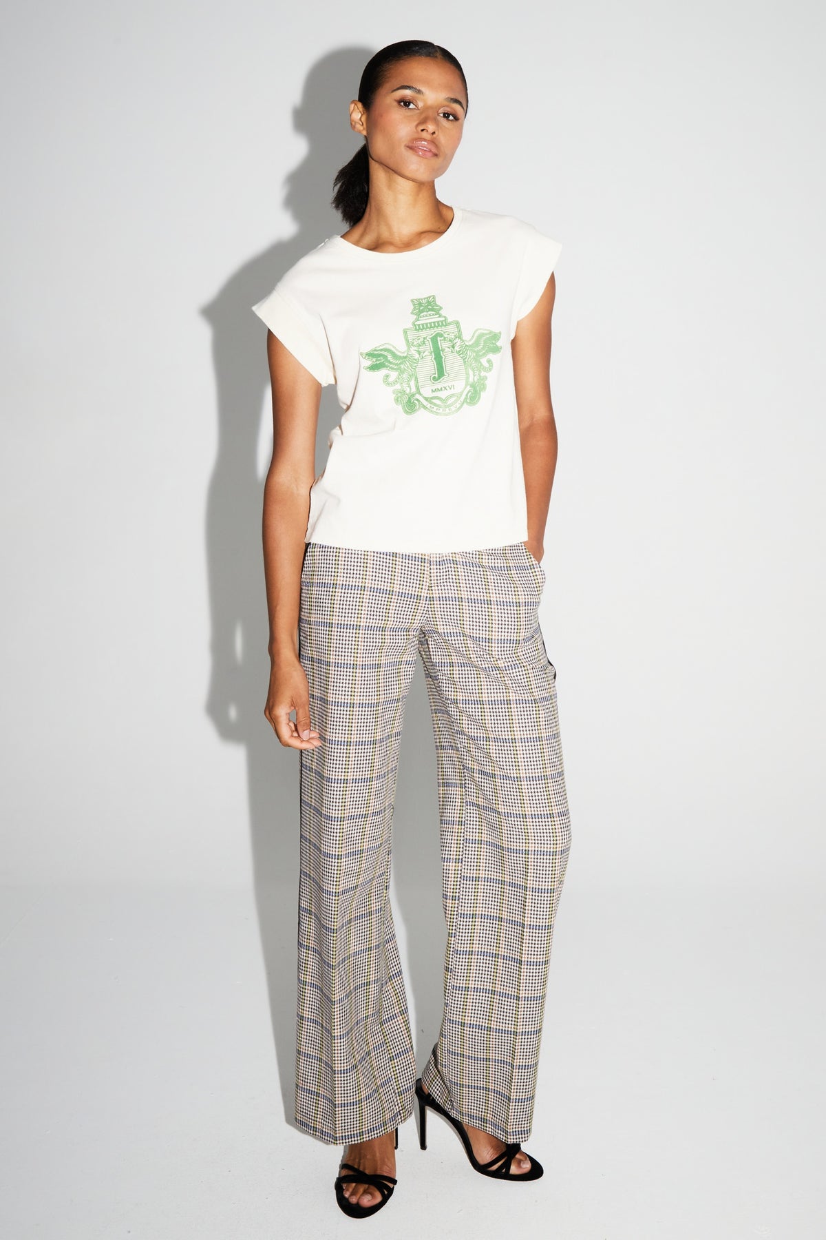 IMPREVU J Cream Tshirt