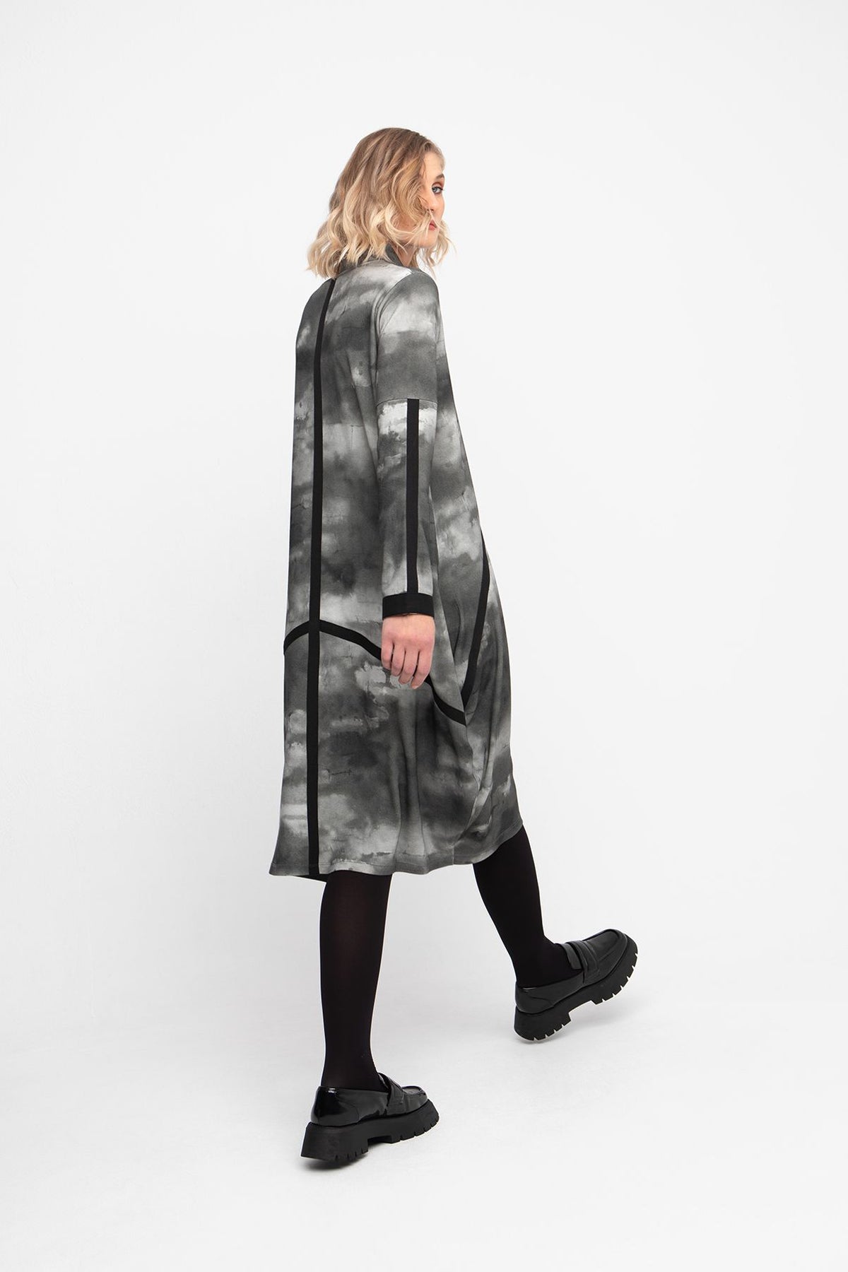 Ozai N Ku Grey Blurred Finestra Dress