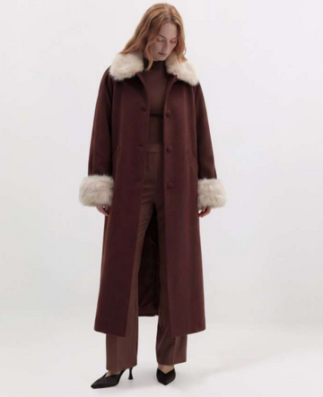 LAVI Marrone Fur Coat