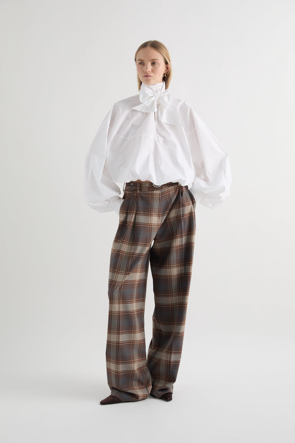 MeiMeiJ Dramatic Classic Off White Shirt