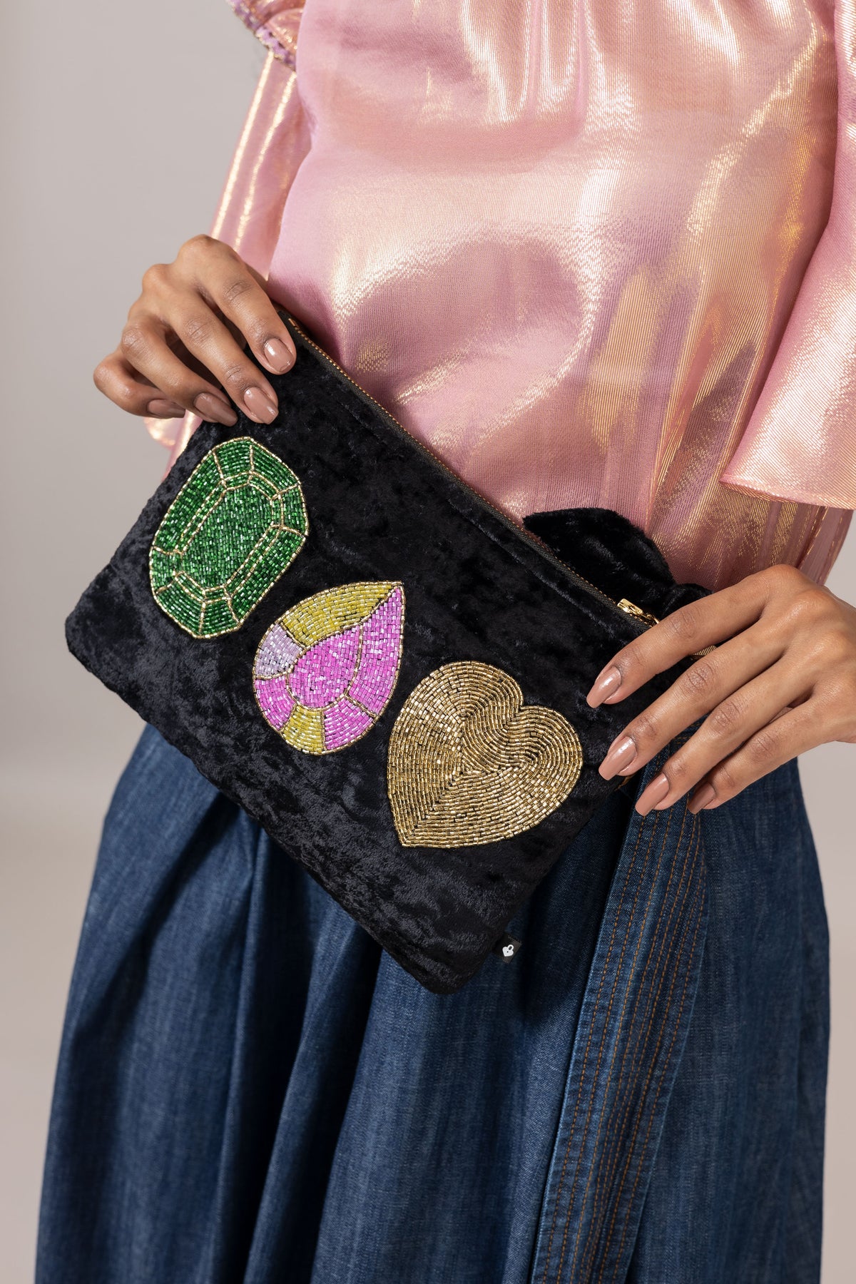 Emily Lovelock Diamond Black Viscose Velvet Pochette