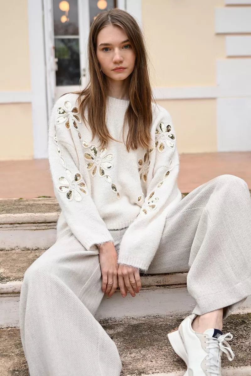 Molly Bracken Knitted Off White Sweater With sequin Detail