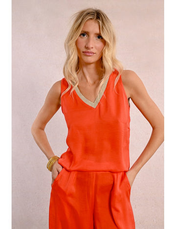 Molly Bracken Red Coral Tshirt