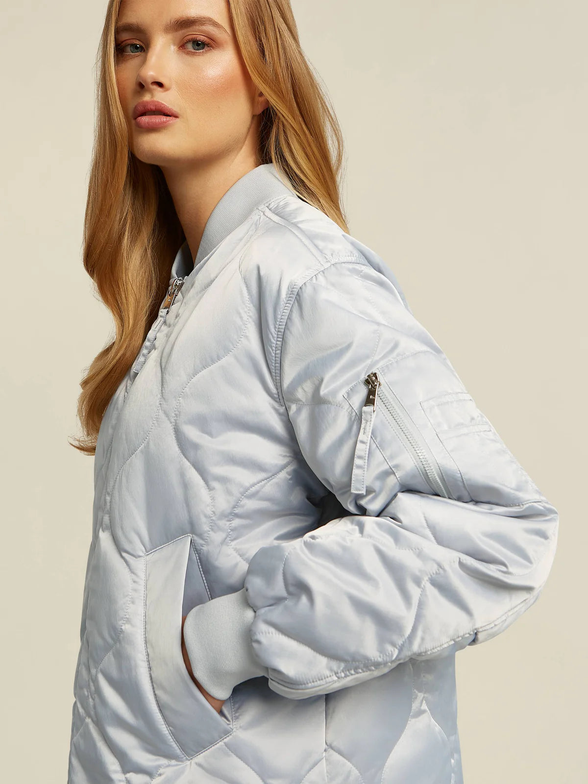 Beaumont Silver Moony Coat