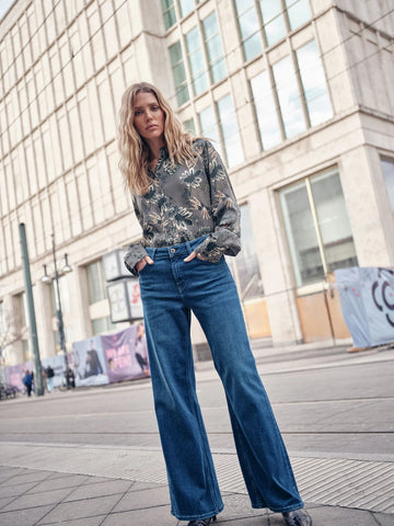 Mos Mosh Deep Blue Dara Hera Jean