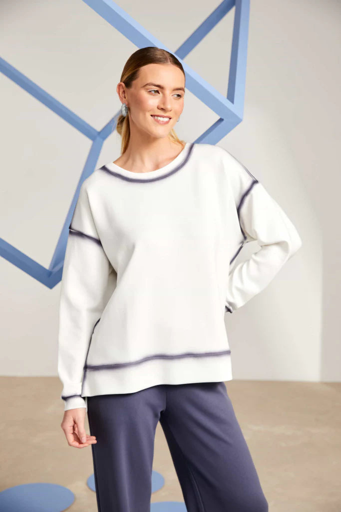 Naya Round Neck Sweatshirt With Spray Effect Print At Seams