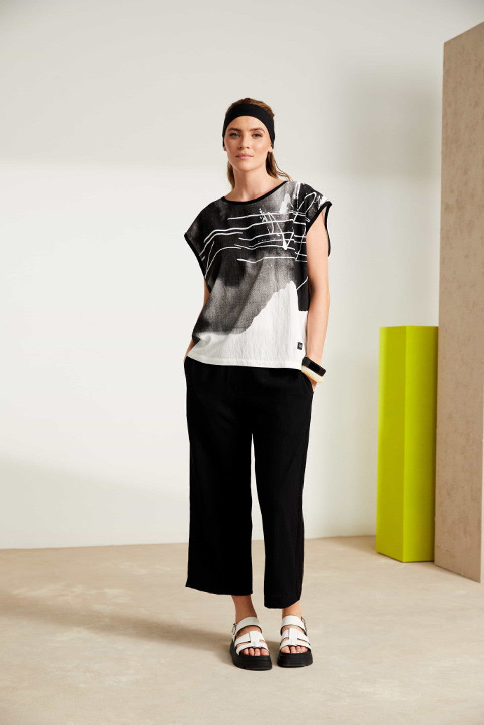 Naya Black/White Spray Border Drizzle Print Round Neck Top
