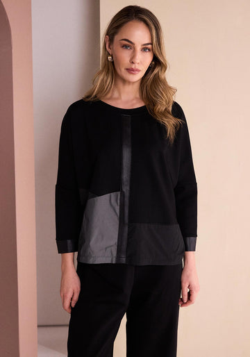 Naya Contrasting Panel Detail Top - BlackNaya Contrasting Panel Detail Top - Black