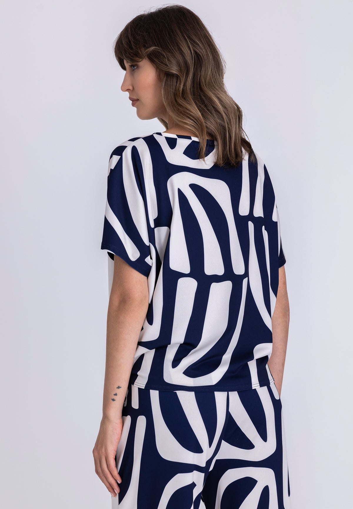 Tuzzi Printed Round Neck Top